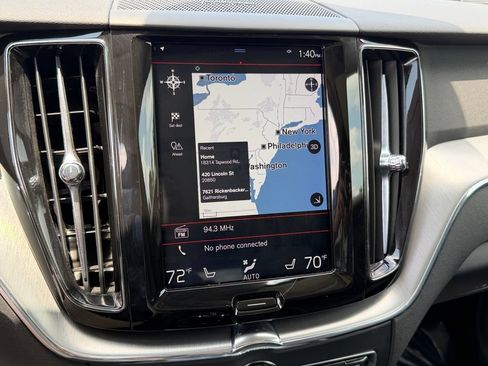 Used 2019 Volvo XC60 T5 Momentum w/ Multimedia Package AWD/4WD image 21