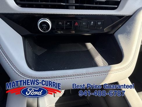 New 2026 Ford Explorer Active w/ Active Comfort Package RWD image 21