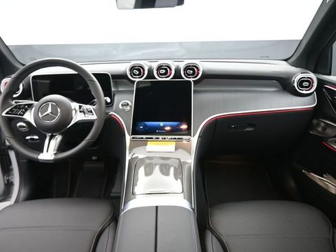 New 2026 Mercedes-Benz GLC 300 image 27