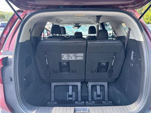 Used 2026 Kia Carnival FWD image 29