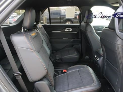 New 2026 Ford Explorer Tremor w/ Tremor Convenience Package image 9