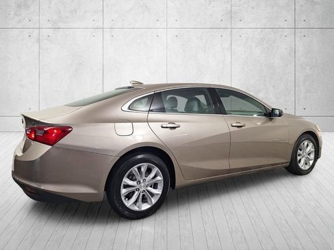 Used 2024 Chevrolet Malibu LT FWD image 5