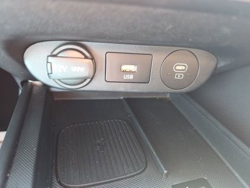 Certified 2025 Hyundai Elantra Sport w/ Cargo Package image 14