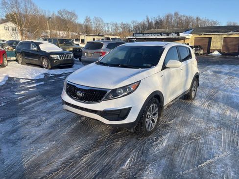 Used 2014 Kia Sportage LX image 2