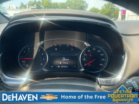Used 2023 Chevrolet Traverse LT FWD image 12
