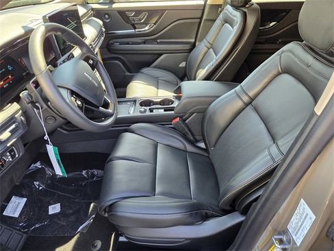 New 2025 Lincoln Corsair Grand Touring w/ Equipment Group 302A image 9