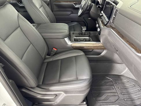 New 2025 GMC Sierra 1500 Elevation w/ Elevation Premium Package image 22