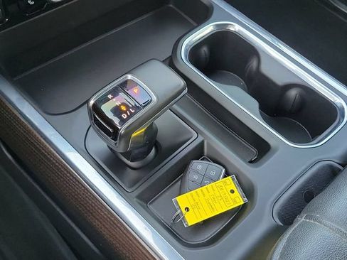 Used 2023 Chevrolet Silverado 1500 RST AWD/4WD image 26