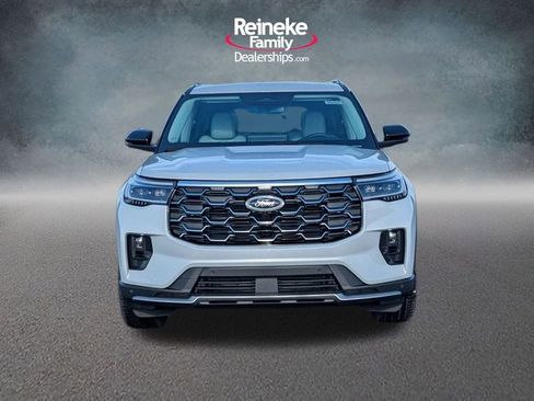 New 2026 Ford Explorer Platinum w/ LUX Leather Package image 2