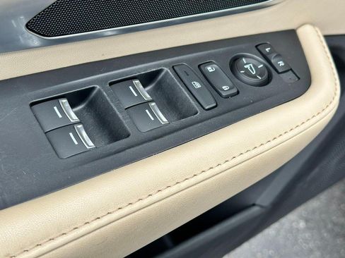 Used 2024 Acura RDX SH-AWD image 18
