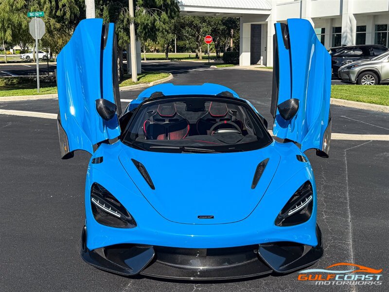 Used 2022 McLaren 765LT RWD image 6