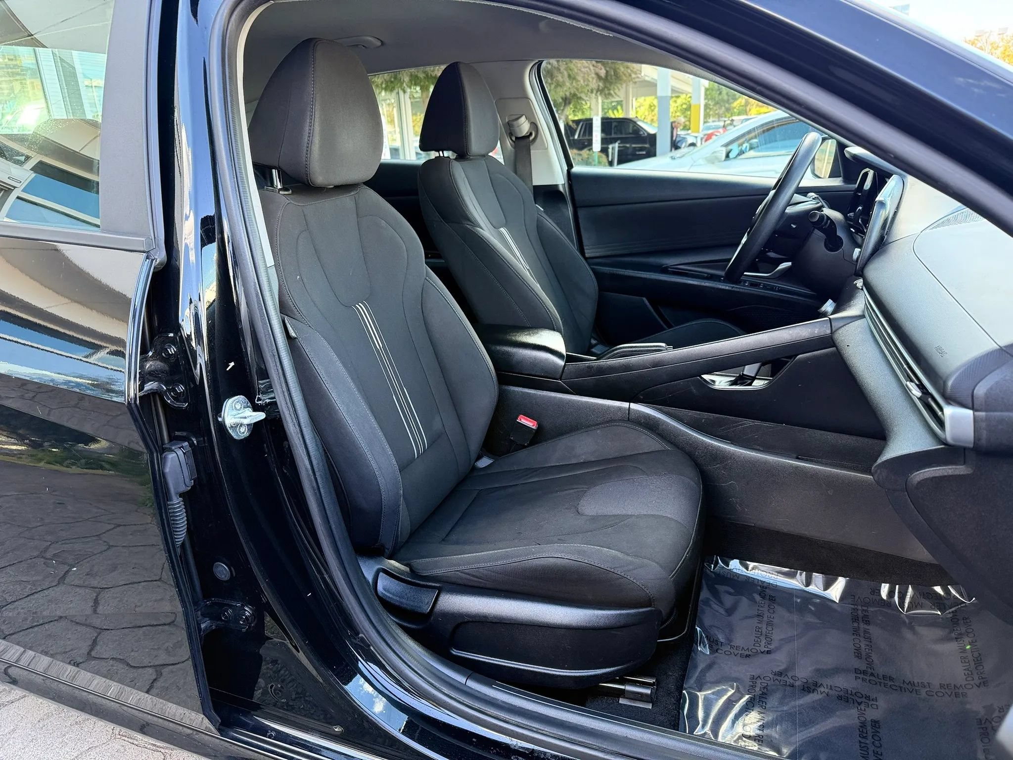 Used 2023 Hyundai Elantra SEL FWD image 32