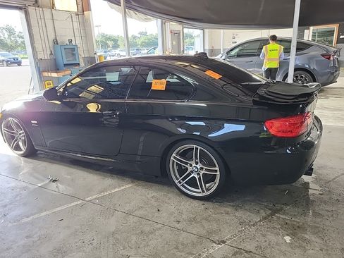 Used 2013 BMW 335is Coupe RWD image 14