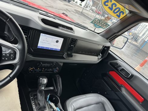 Used 2023 Ford Bronco Big Bend image 10