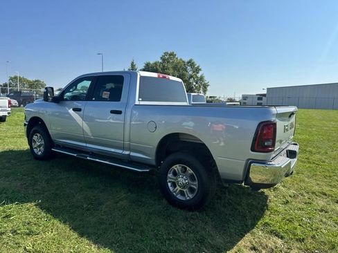 Used 2026 RAM 2500 Big Horn AWD/4WD image 5