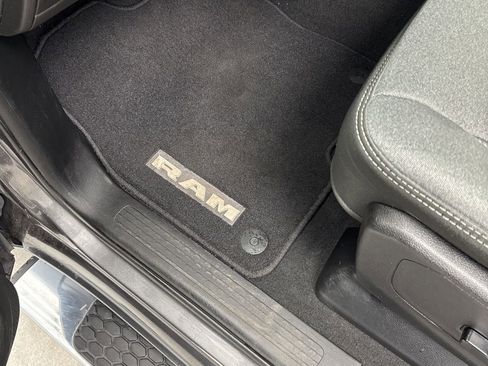 Used 2019 RAM 1500 Big Horn image 17