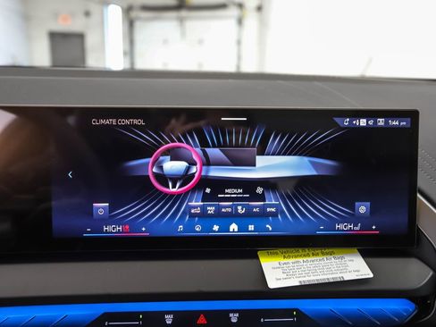 New 2026 BMW X3 xDrive30 w/ Premium Package image 18