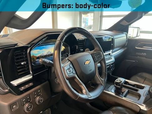 Used 2023 Chevrolet Silverado 1500 High Country w/ Technology Package AWD/4WD image 16