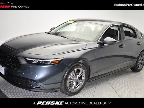 Used 2023 Honda Accord EX image 1