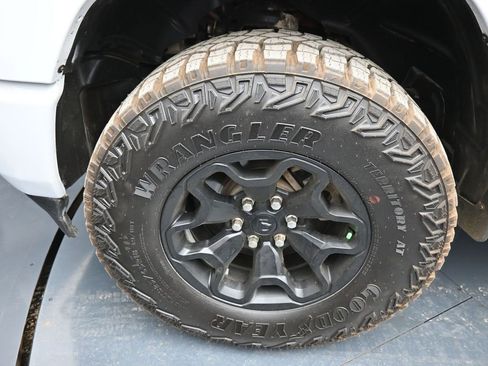 Used 2022 RAM 1500 Tradesman w/ Tradesman Group image 9