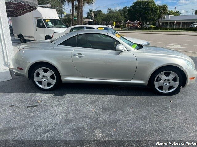Used 2005 Lexus SC 430 Convertible RWD image 3