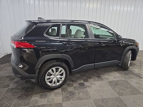 Used 2024 Toyota Corolla Cross L AWD/4WD image 3