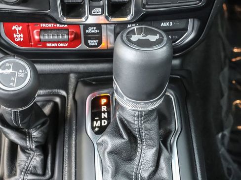 Used 2024 Jeep Wrangler Unlimited Rubicon image 29