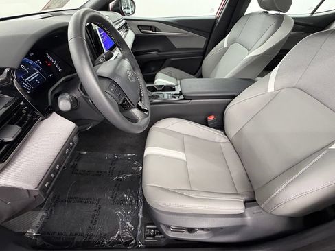 Used 2026 Toyota Camry SE FWD image 22