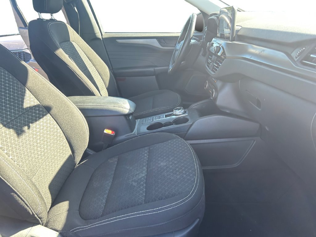 Certified 2024 Ford Escape Active AWD/4WD image 15