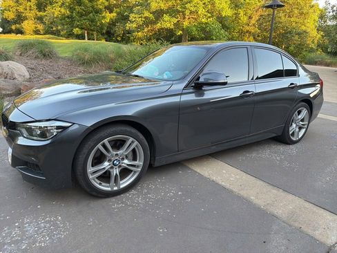 Used 2018 BMW 330i xDrive Sedan AWD/4WD image 1