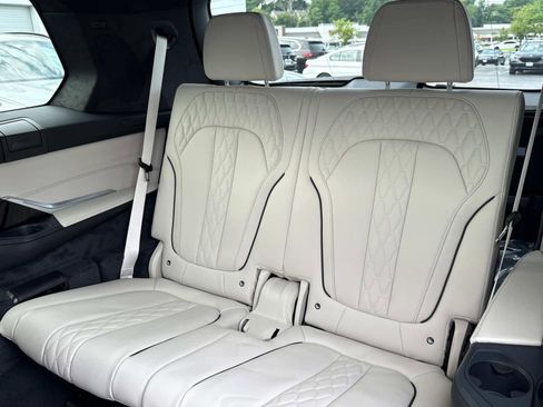 New 2026 BMW X7 xDrive40i w/ Executive Package image 30