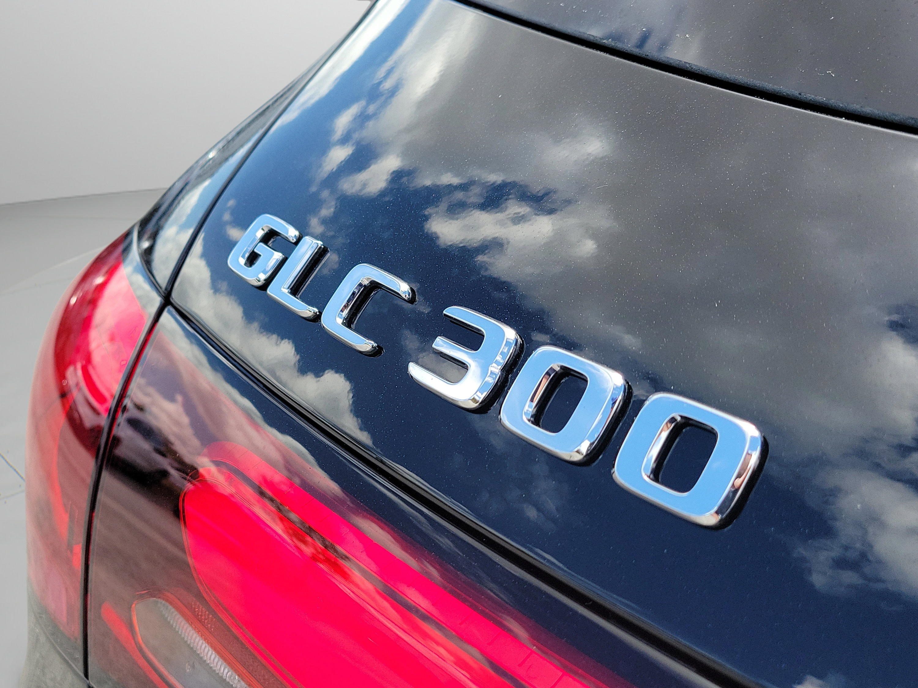 Certified 2026 Mercedes-Benz GLC 300 image 33