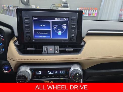 Used 2022 Toyota RAV4 XLE Premium AWD/4WD image 20