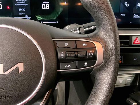 Used 2025 Kia K5 LXS FWD image 19