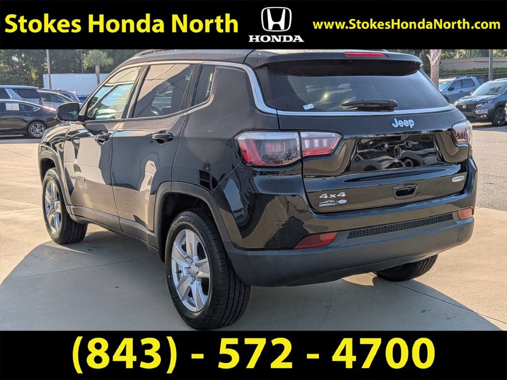 Used 2022 Jeep Compass Latitude w/ Sun and Sound Group AWD/4WD image 6