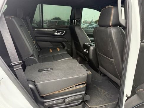 Used 2022 GMC Yukon AT4 w/ Technology Package AWD/4WD image 13