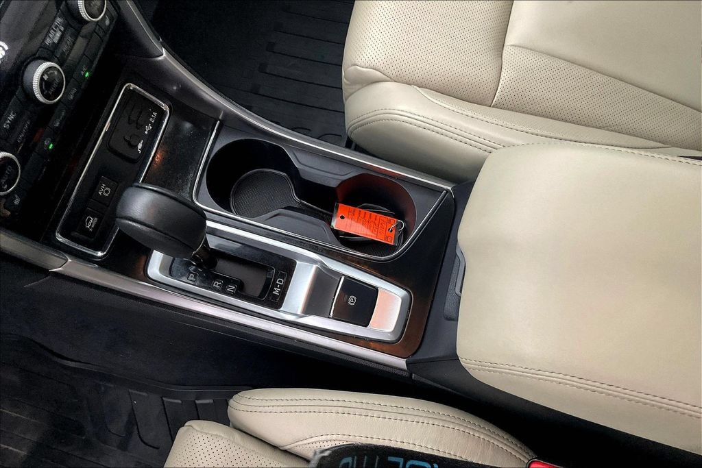 Used 2022 Subaru Ascent Limited AWD/4WD image 18
