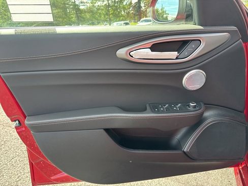 New 2025 Alfa Romeo Giulia AWD w/ Driving Assist Package image 12