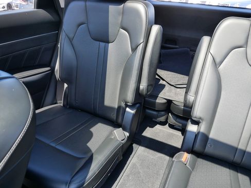 Certified 2023 Kia Sorento SX AWD/4WD image 12
