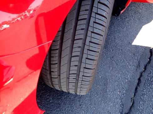 Used 2018 Chevrolet Cruze LT w/ LT Fleet Convenience Package image 21