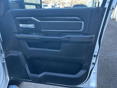 Used 2024 RAM 2500 Big Horn image 27