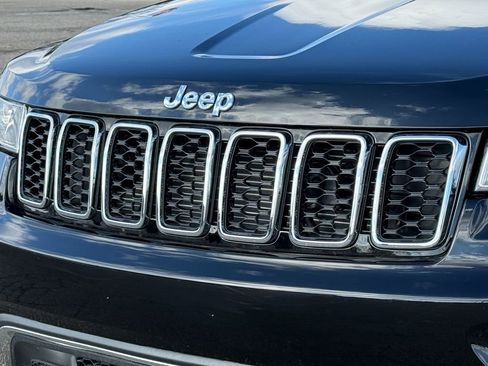 Used 2022 Jeep Grand Cherokee Limited image 41
