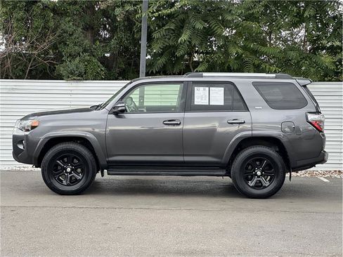 Used 2019 Toyota 4Runner SR5 Premium AWD/4WD image 13