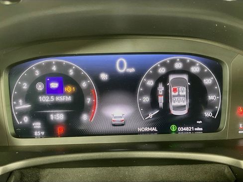 Used 2023 Honda Civic Touring image 19