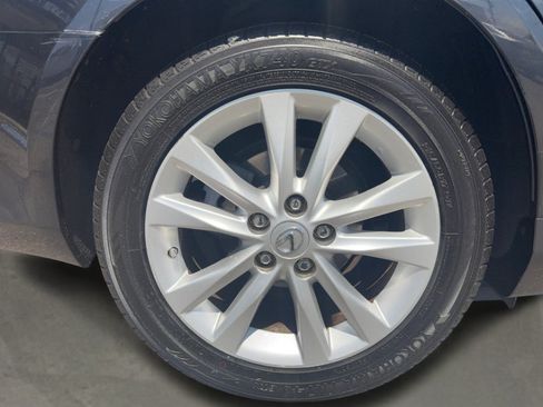 Used 2011 Lexus ES 350 FWD image 25