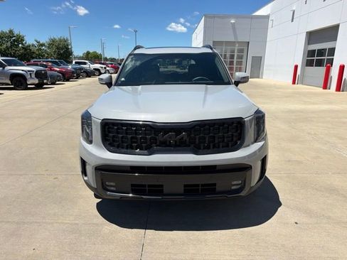 Used 2025 Kia Telluride SX Prestige X-Line AWD/4WD image 2