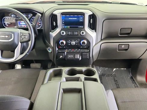 Used 2019 GMC Sierra 1500 SLE w/ X31 Off-Road Package AWD/4WD image 34