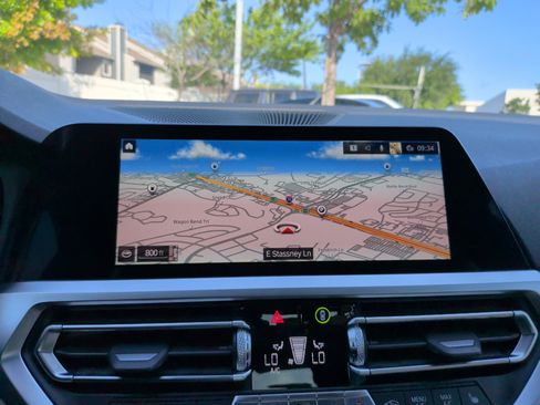 Used 2019 BMW 330i Sedan w/ Driving Assistance Package RWD image 16