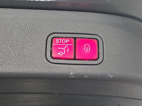 Used 2019 Mercedes-Benz GLS 450 4MATIC image 13