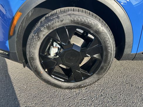 New 2026 Kia Sportage X-Line w/ X-Line Premium Package image 9